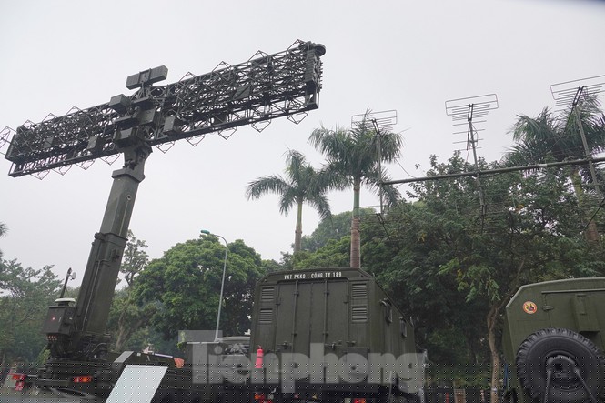 Cận cảnh ngư lôi, tổ hợp tên lửa của Quân đội nhân dân Việt Nam - ảnh 12