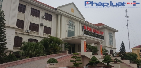 Kỷ luật dàn lãnh đạo Thị trấn Chờ: Khiển trách về Đảng!