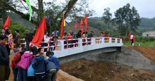 Hà Giang: Khánh thành cây cầu từ thiện trị giá gần tỷ đồng