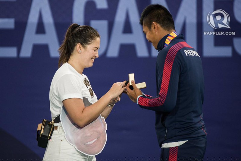 7 khoanh khac xuc dong sea games 30: bo hcv cuu doi thu hinh anh 4