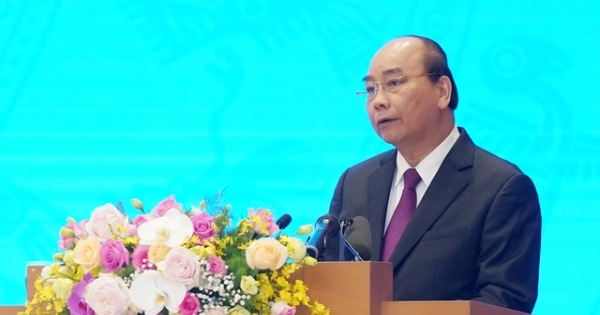 Thủ tướng gửi lời cảm ơn đến từng người dân, từng công chức, viên chức!Chia sẻ