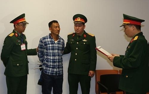 Giúp làm giả 54 triệu lít xăng, đại tá ra tòa án quân sự