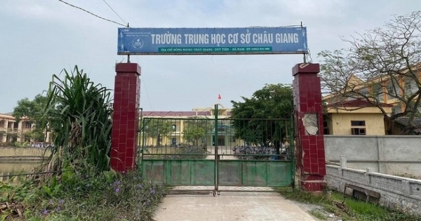 Nam sinh lớp 9 đánh bạn tử vong bị khởi tố