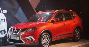 Những mẫu xe ô tô nào đang giảm giá mạnh dịp cuối năm