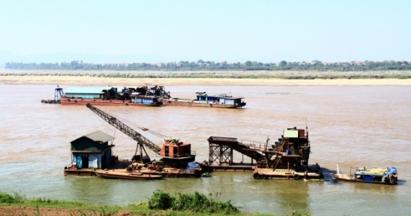 "Cát tặc" làm đau đầu Đại biểu HĐND TP Hà Nội