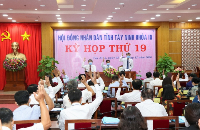 H1 toan canh phien be mac