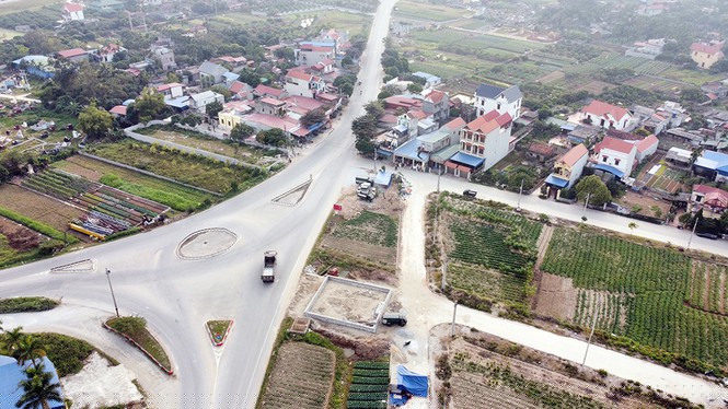 Khu vực xảy ra vi phạm về hành lang an toàn giao thông tại nút giao QL39 với đường tỉnh 376 tại xã Thiện Phiến (Tiên Lữ, Hưng Yên).