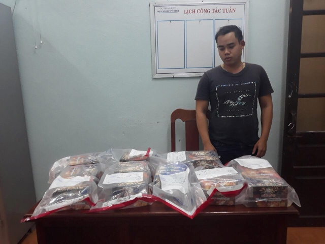 5CF68650-2E20-4BB6-8781-2EBDEE8B69FD.