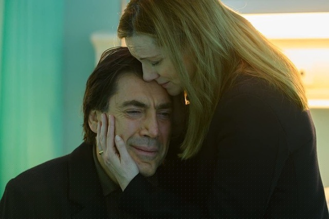 The Roads Not Taken lại l&agrave; một bộ phim nữa đ&aacute;ng thất vọng, bất chấp d&agrave;n diễn vi&ecirc;n s&aacute;ng gi&aacute; như Javier Bardem, Elle Fanning hay Salma Hayek.