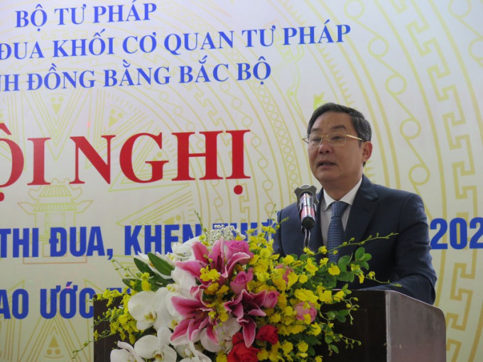 Phó Chủ tịch UBND TP Hà Nội Lê Hồng Sơn.