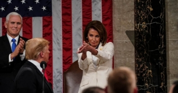 "Bà đầm thép" Pelosi tìm mọi cách lôi ông Trump khỏi Nhà Trắng
