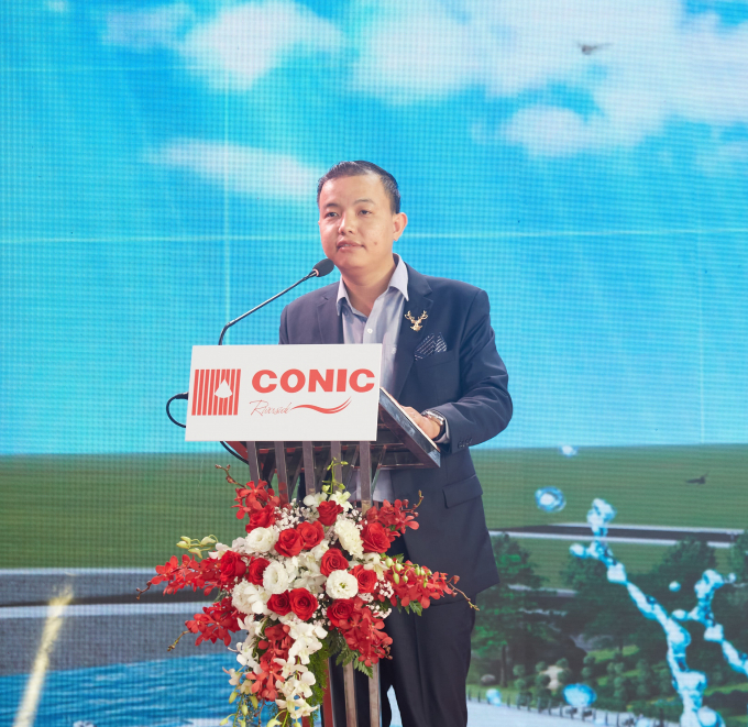 Ông Phan Văn Quỳnh - TGĐ, Công ty Cổ Phần Xây Dựng, Đầu Tư và Phát Triển Lĩnh Phong – Conic phát biểu khai mạc tại Lễ tri ân và bàn giao căn hộ dự án Conic Riverside