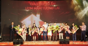 Conic Riverside “Trao tay tổ ấm – Ươm mầm tương lai”