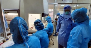 Đã tìm được người thứ 3 đi cùng BN1451, đang làm xét nghiệm