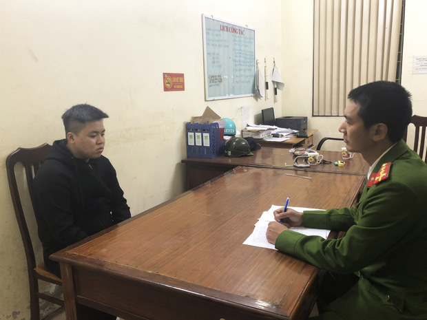 Đối tượng Nguyễn Đức Anh tại cơ quan công an.