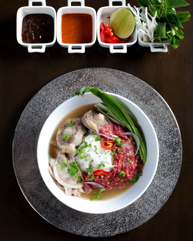 Bát phở có giá 920 nghìn đồng. Ảnh: @letrung_347