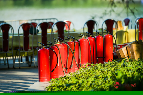 Cận cảnh 3 điểm bắn ph&aacute;o hoa ch&agrave;o đ&oacute;n năm mới ở H&agrave; Nội