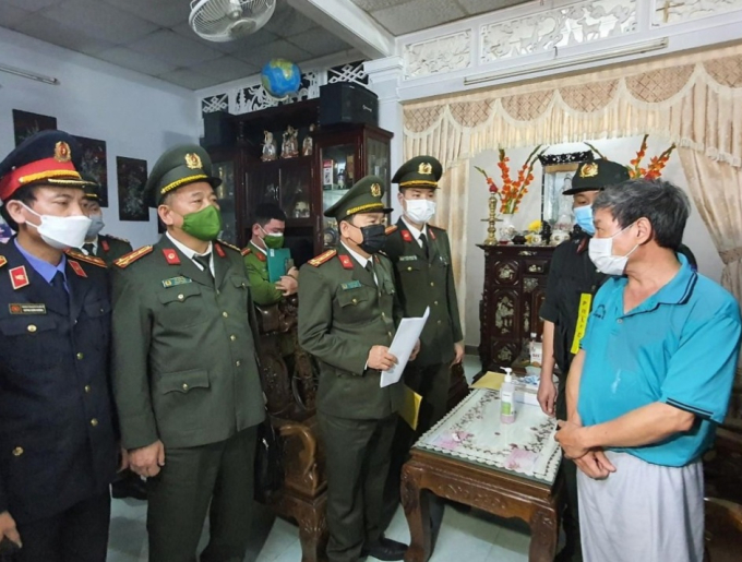 Ông Ngô Thông bị khởi tố, bắt tạm giam về hành vi thiếu trách nhiệm gây hậu quả nghiêm trọng