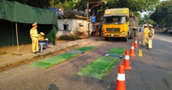 Tuyên Quang tăng cường kiểm soát tải trọng xe dịp cuối năm 2021 và đầu năm 2022