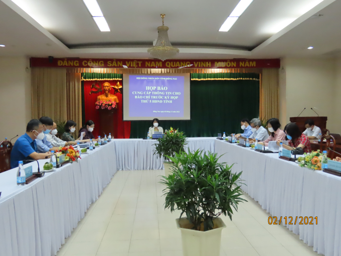 Toàn cảnh buổi họp báo về kỳ họp thứ 5 HĐND tỉnh.