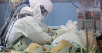 Covid-19 tăng theo "cấp số nhân" ở tâm dịch Omicron