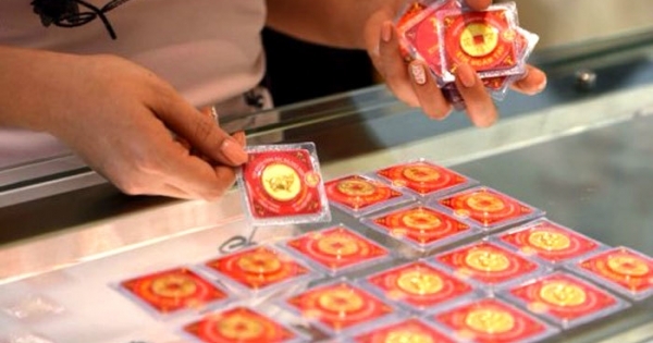 Giá vàng hôm nay 4/12: Trở lại đà tăng vào cuối tuần