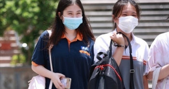 Hà NộI: Học sinh lớp 12 học trực tuyến kết hợp trực tiếp