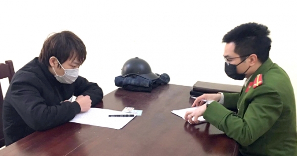 Phú Thọ: Tạm giữ hình sự nam thanh niên giả mua điện thoại rồi cuớp chiếc IPhone 11