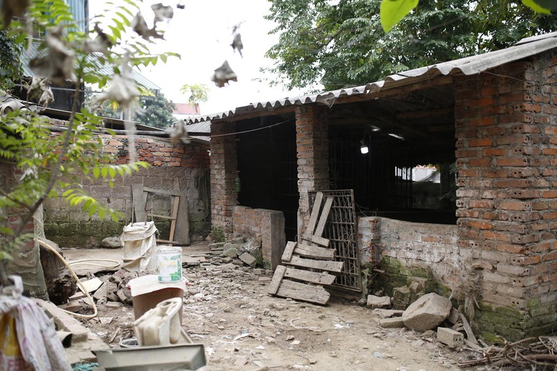 Chuồng trại nuôi nhốt cá thể gấu cuối cùng tại Sơn La. (Ảnh: FOUR PAWS)