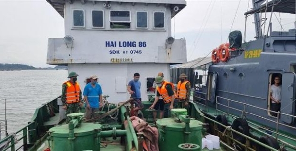 "Quả đấm thép"