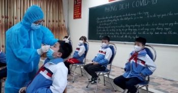 Phát hiện nhiều F0 là học sinh và giáo viên, nhiều trường tại Quảng Ninh chuyển sang học trực tuyến