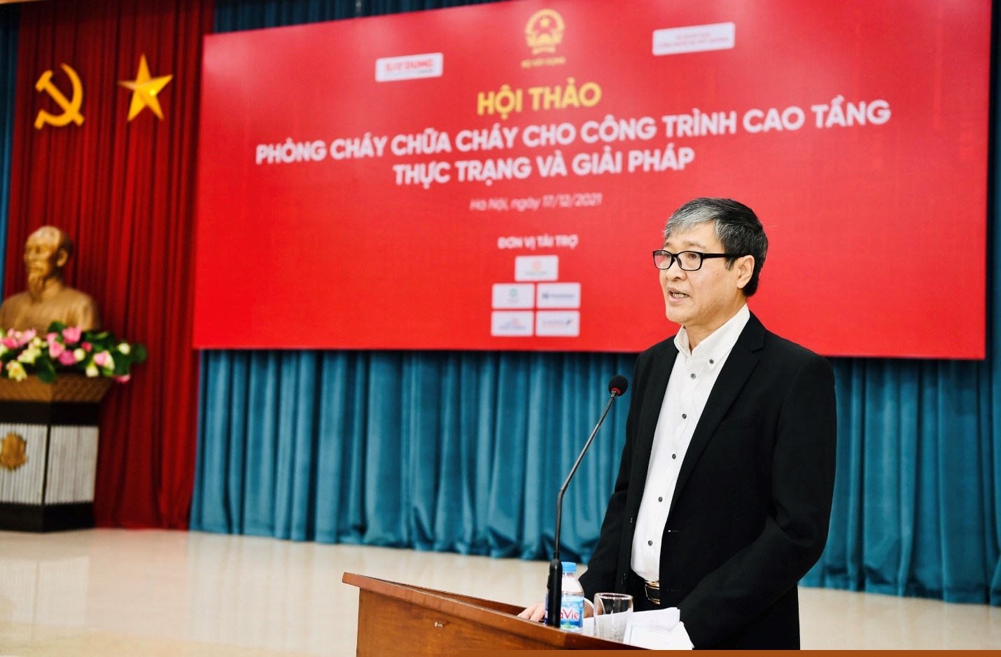 Tổng Biên tập Báo Xây dựng Nguyễn Anh Dũng phát biểu khai mạc Hội thảo.