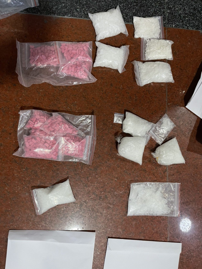 e99d83ddb4b57eeb27a4