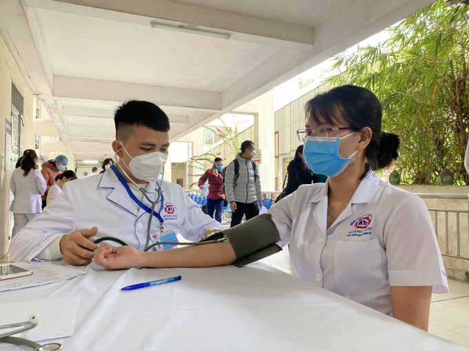 d12549d84bcf8191d8de