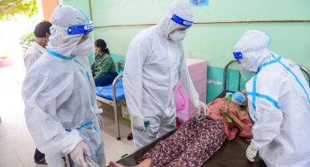 Nhiễm COVID-19, 20 bệnh nền nào thuộc nhóm nguy cơ gia tăng mức độ nặng và tử vong cao?