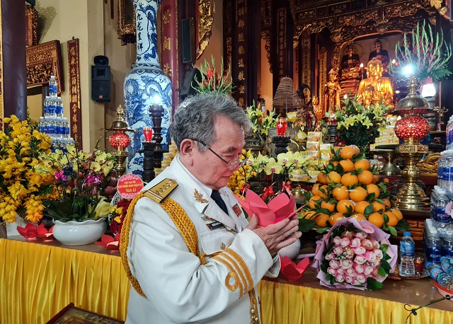 607b5782ceac04f25dbd