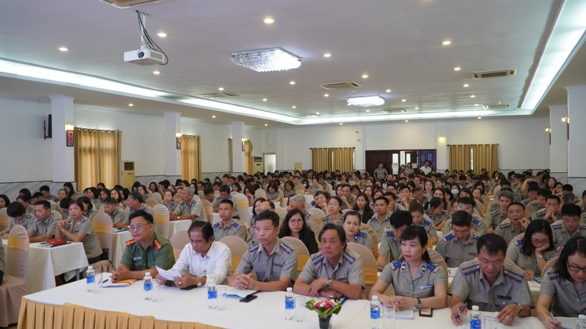 z3924498775051-baee6a24e5431a5db594acc5e4e33d2d-7798