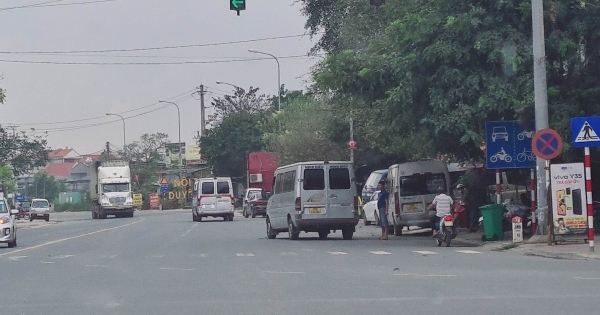 Lạng Sơn: Xe dù, bến cóc vô tư tung hoành