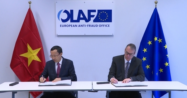Tổng cục Hải quan ký thỏa thuận hợp tác với Cơ quan chống gian lận Châu Âu