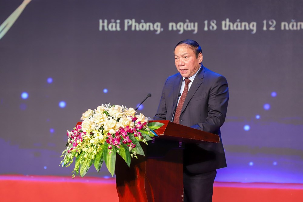 Bộ trưởng Bộ VHTT&amp;amp;DL Nguyễn Văn H&ugrave;ng ph&aacute;t biểu tại buổi lễ.
