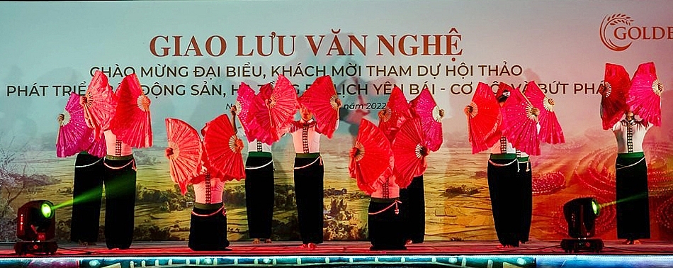 C&aacute;c tiết mục biểu diễn đặc sắc.