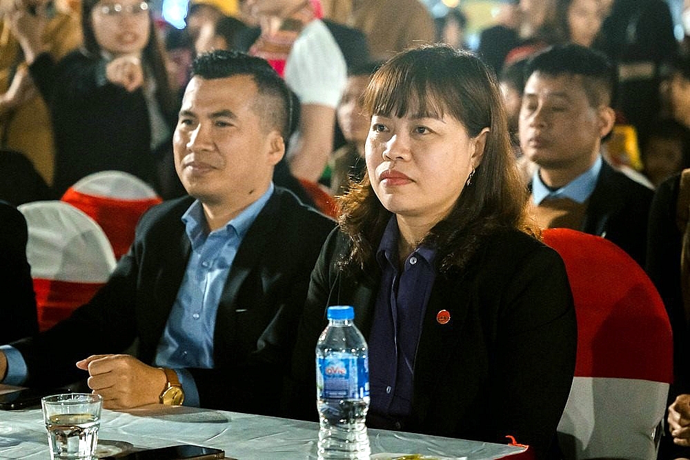 Đ&ecirc;m hội c&oacute; sự tham gia của l&atilde;nh đạo UBND thị x&atilde; Nghĩa Lộ v&agrave; đại diện Sở ng&agrave;nh tỉnh Y&ecirc;n B&aacute;i.