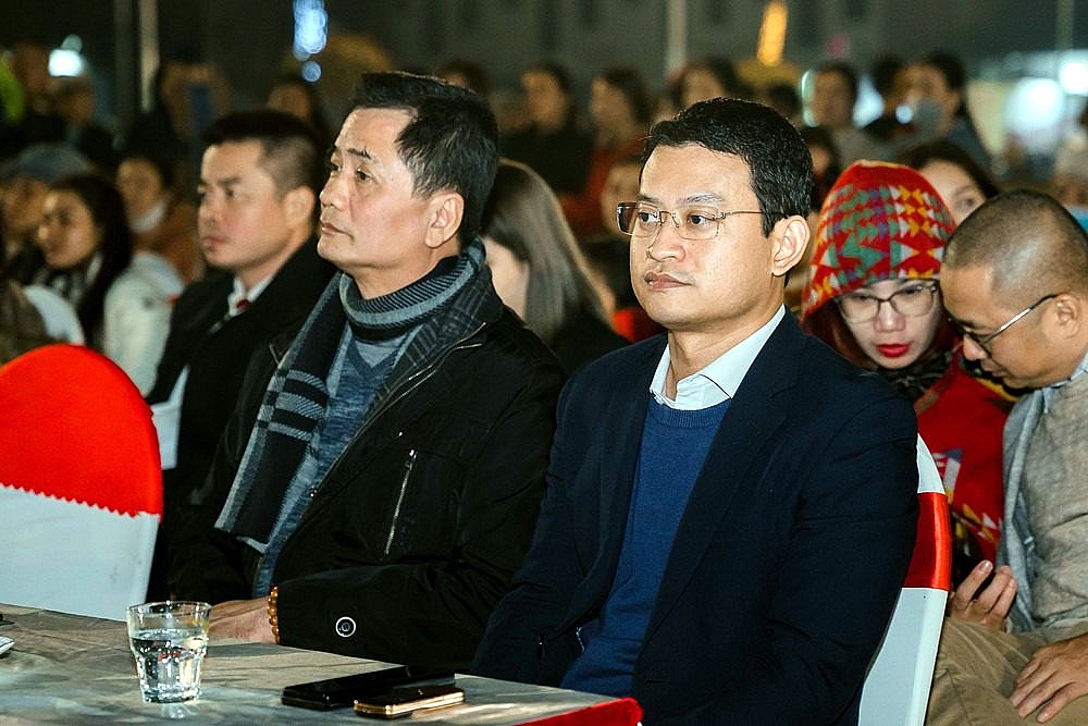 C&aacute;c đại biểu từ khắp nơi tr&ecirc;n cả nước về tham dự tại đ&ecirc;m hội.