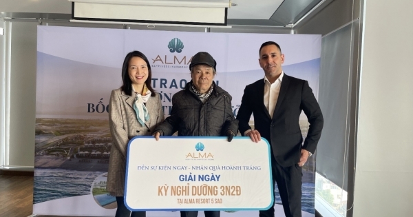 Công ty ALMA trao tặng 40 triệu tiền mặt cho khách hàng và nhiều phần quà khác