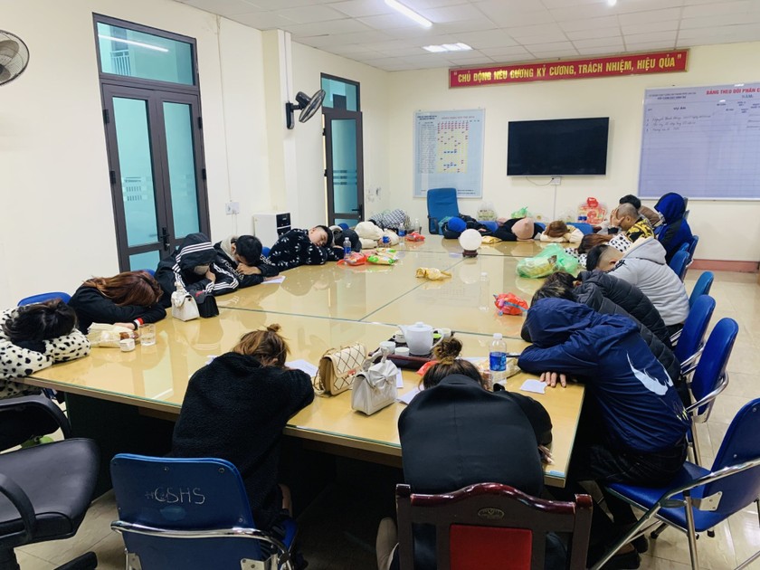 Các đối tượng liên quan đến sự việc.