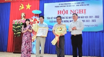 Điểm sáng trong công tác thu bảo hiểm y tế học sinh tại Bình Long