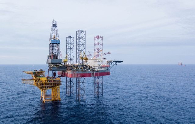 Thêm 2 giàn khoan của của PV Drilling (PVD) trúng thầu tại Maylaysia