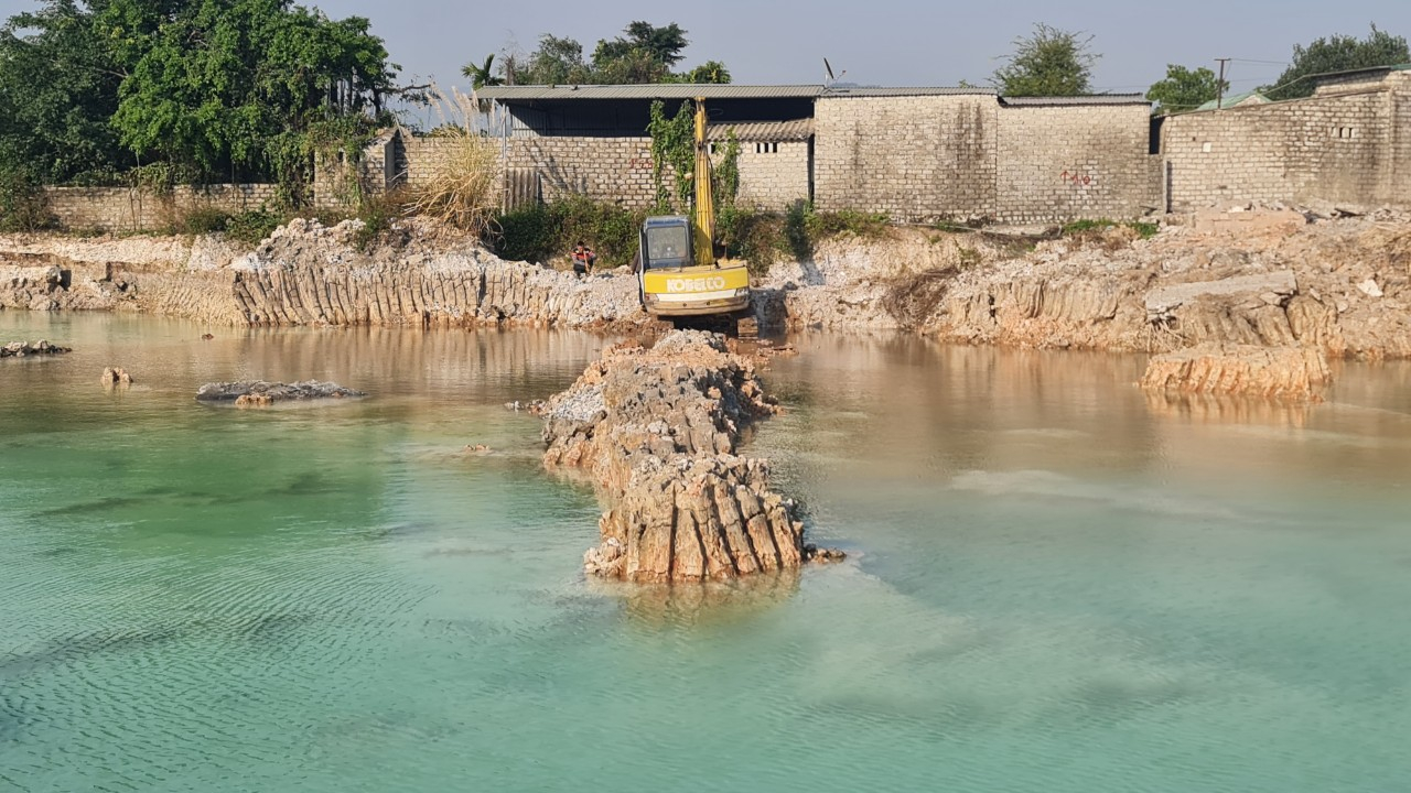 z3983916196414_4841ad50e7f5abe85a89c7a5b9d69110