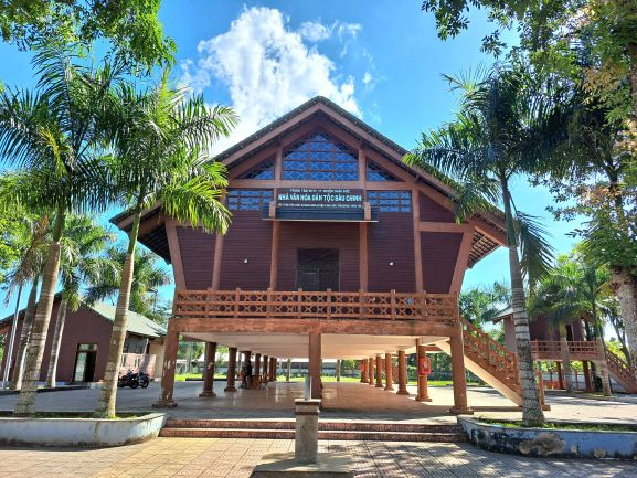 Nhà Văn hóa dân tộc Bàu Chinh - huyện Châu Đức - BR-VT