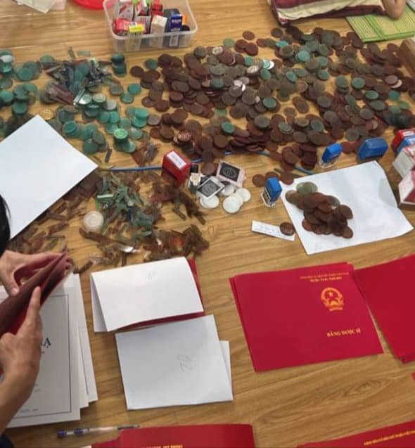 Tang vật vụ án.